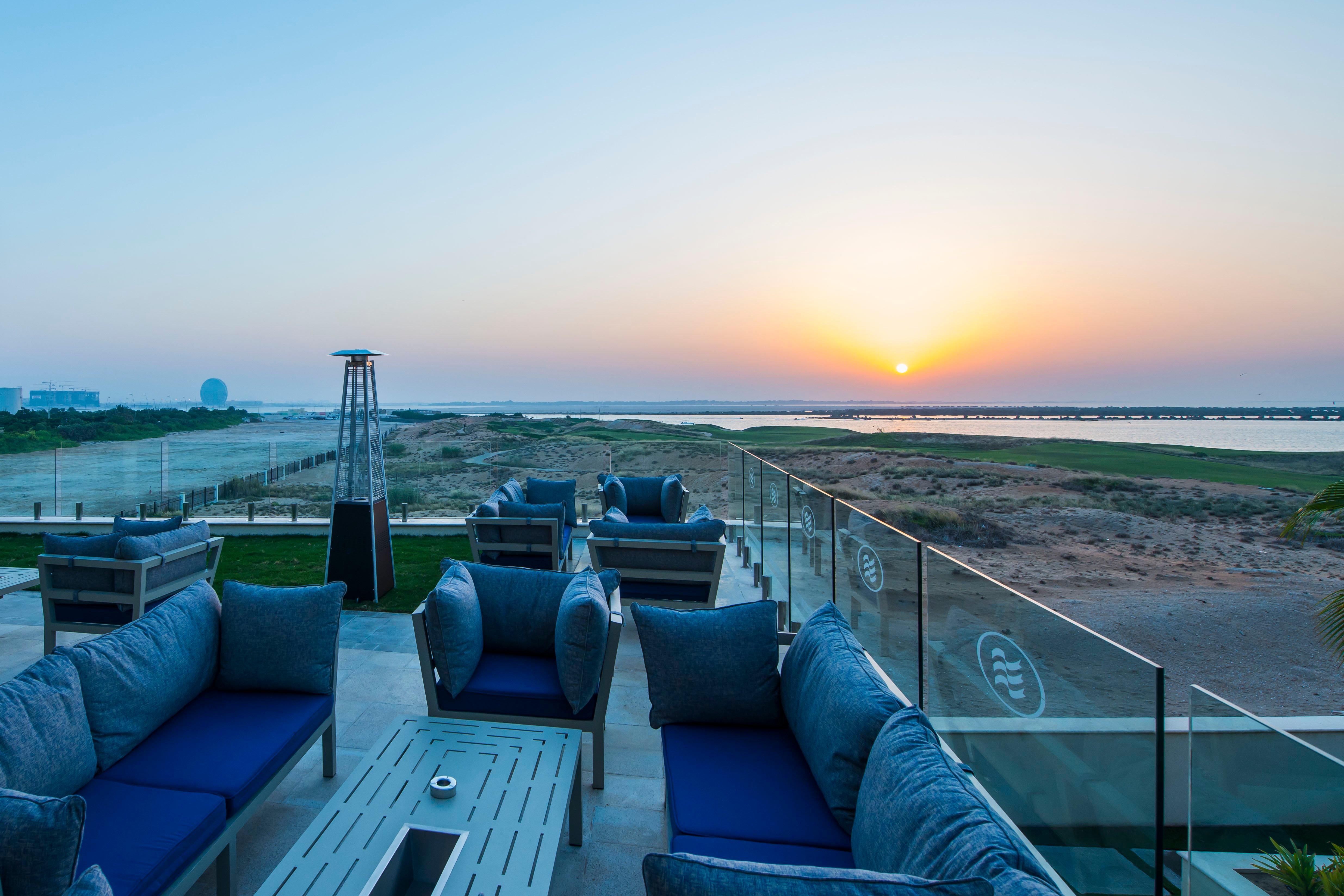 Crowne Plaza Yas Island By Ihg Hotel 4*
